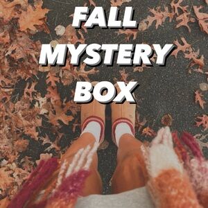 5 Piece cozy fall fashion MYSTERY BOX ✨